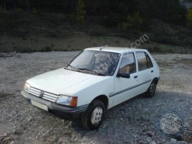 Peugeot 205