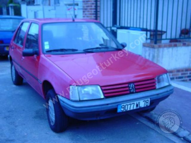 Peugeot 205