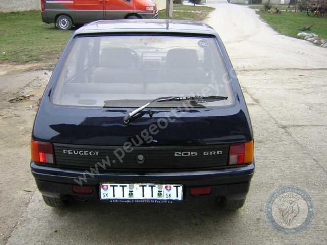 Peugeot 205