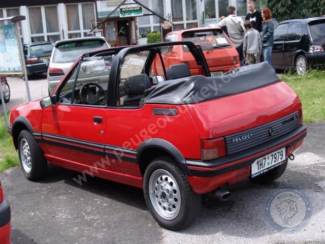 Peugeot 205