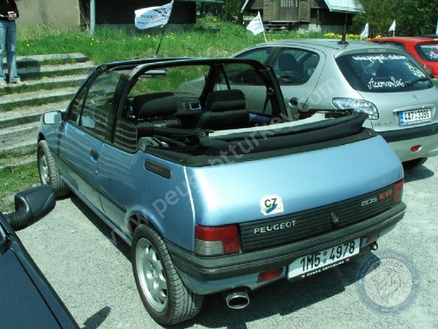 Peugeot 205