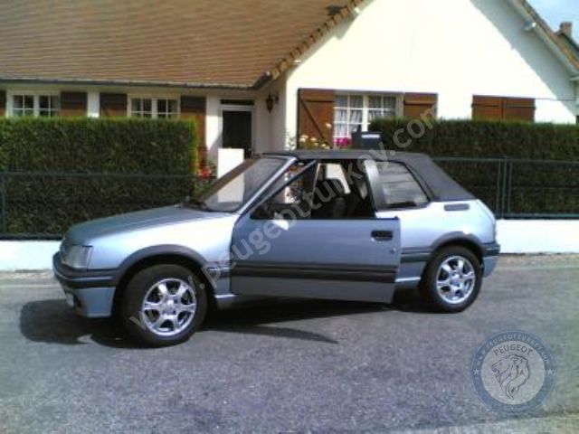 Peugeot 205