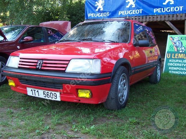 Peugeot 205