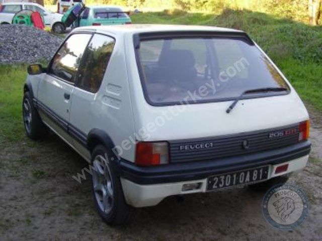 Peugeot 205