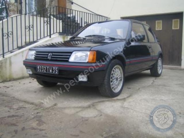 Peugeot 205