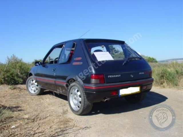 Peugeot 205