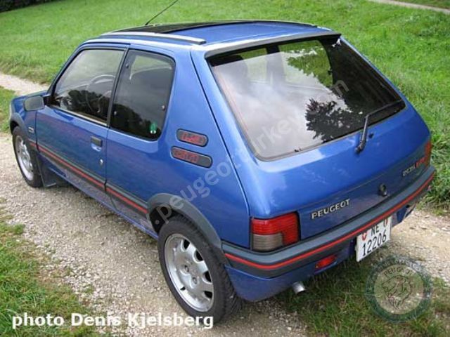 Peugeot 205