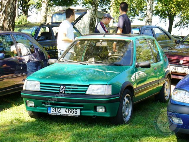 Peugeot 205