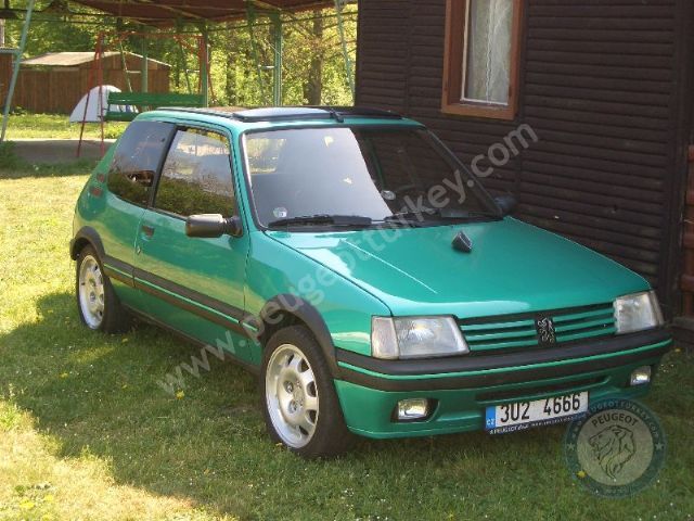 Peugeot 205