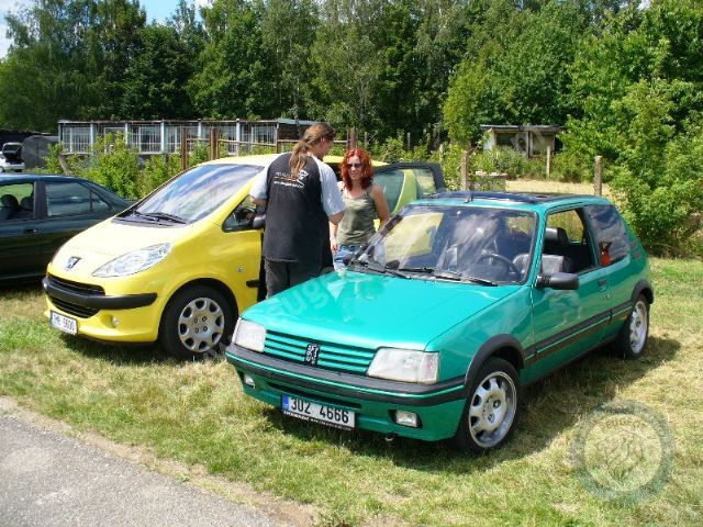 Peugeot 205