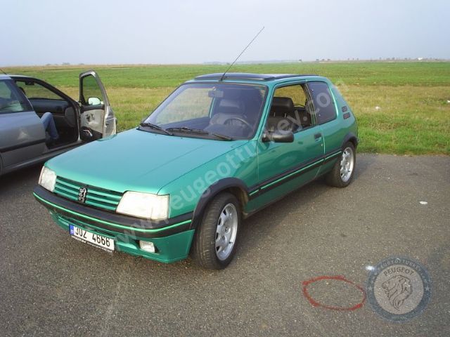 Peugeot 205