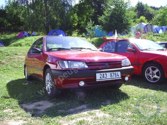 Peugeot 306