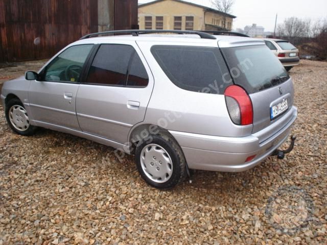 Peugeot 306