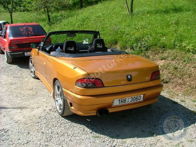 Peugeot 306