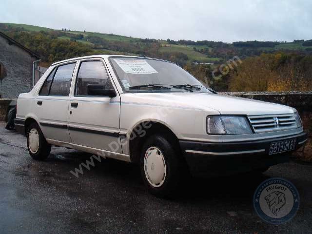 Peugeot 309