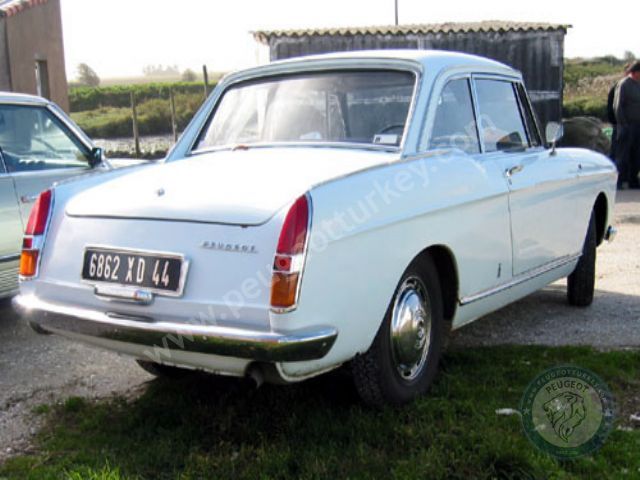 Peugeot 404