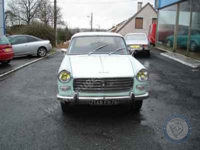 Peugeot 404