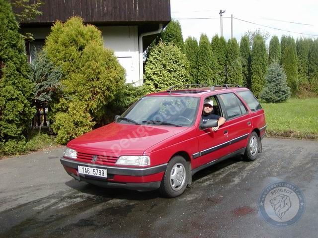 Peugeot 405