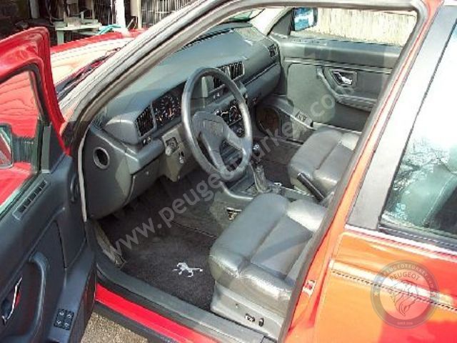 Peugeot 405