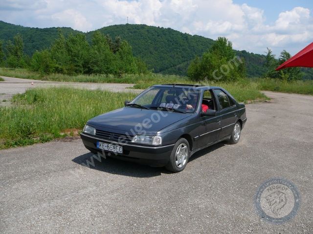 Peugeot 405