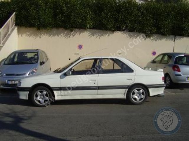 Peugeot 405