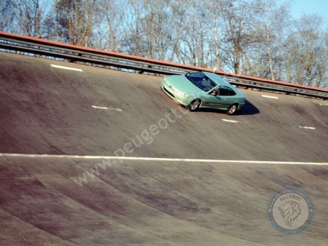 Peugeot 406