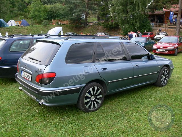 Peugeot 406