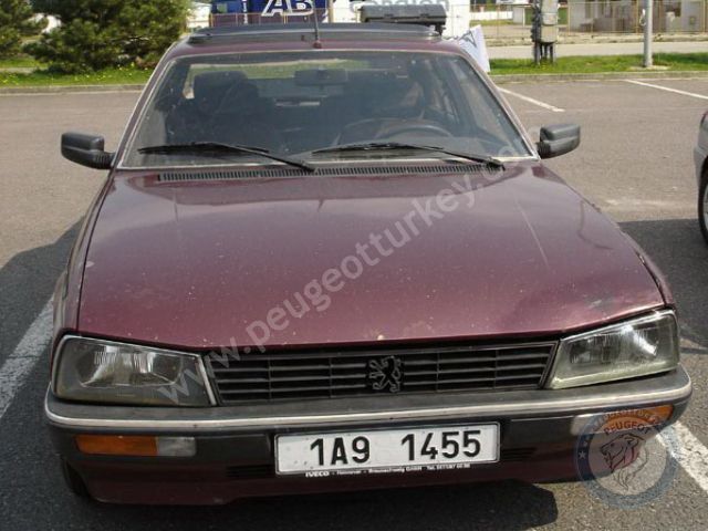 Peugeot 505