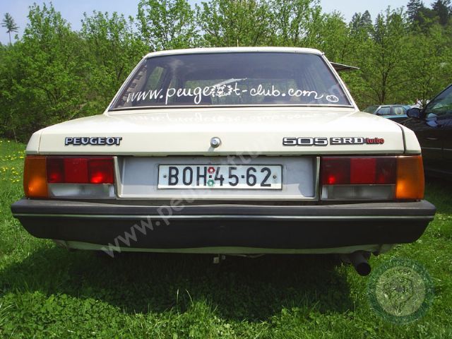 Peugeot 505