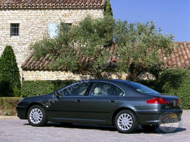 Peugeot 607